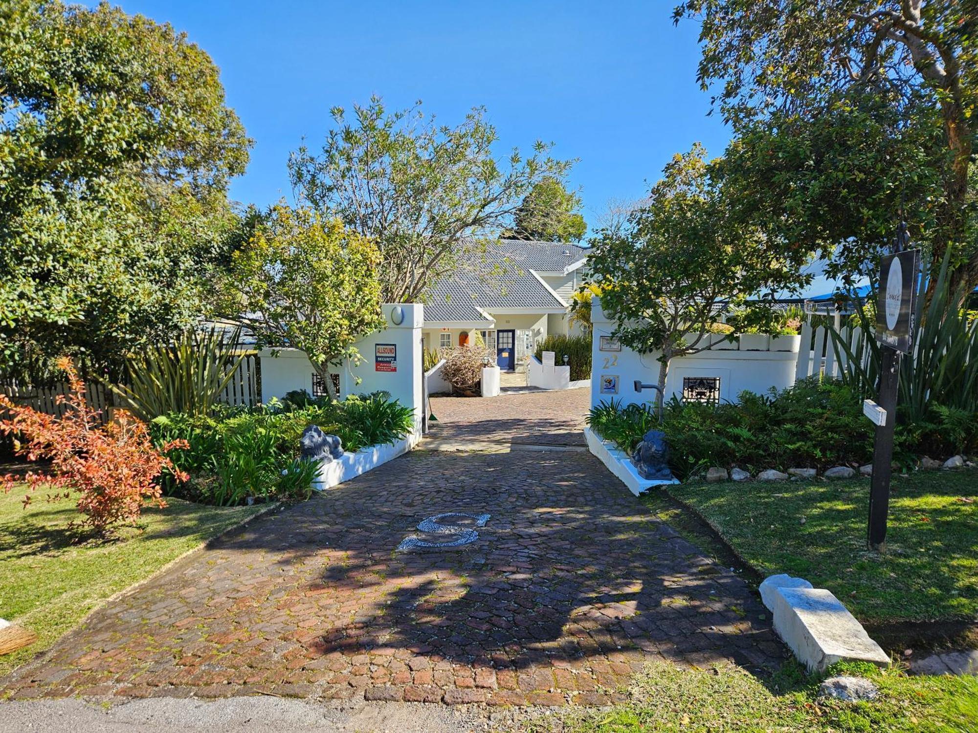 Stannards Guest Lodge 4 Star B&B, קניסנה מראה חיצוני תמונה