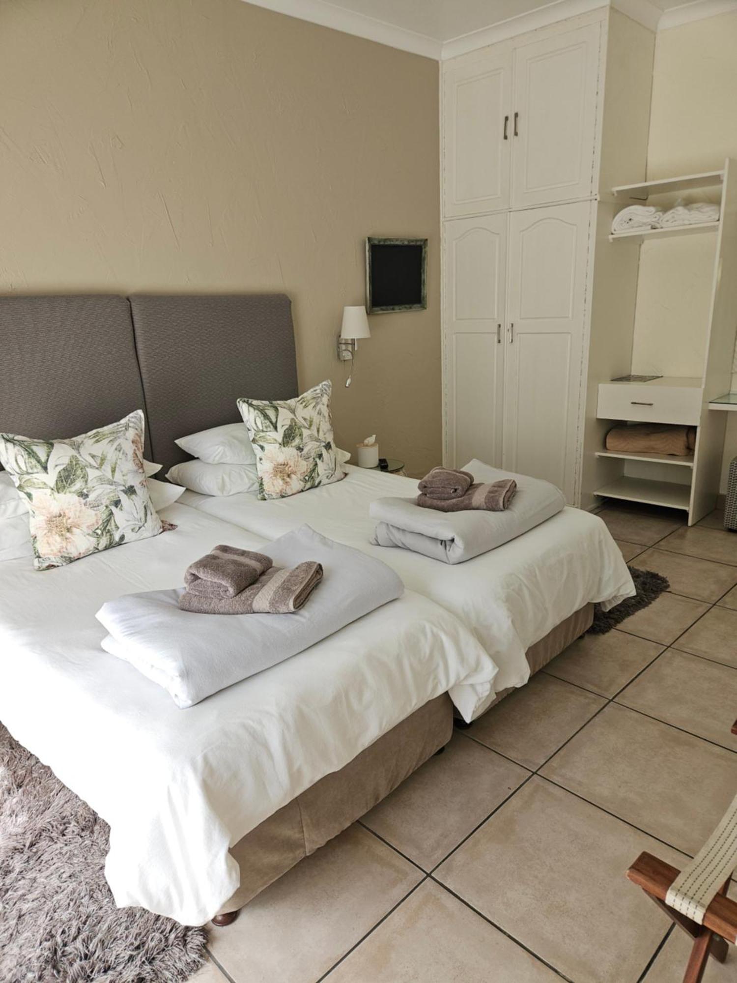 Stannards Guest Lodge 4 Star B&B, קניסנה מראה חיצוני תמונה
